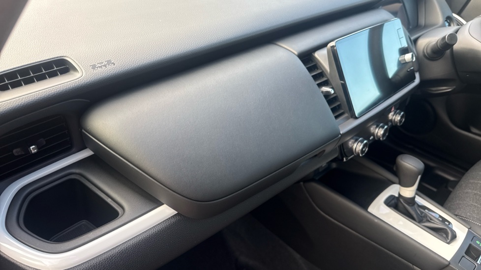 Honda Jazz 1.5 i-MMD Hybrid SR 5dr eCVT Hybrid Hatchback - Image 31