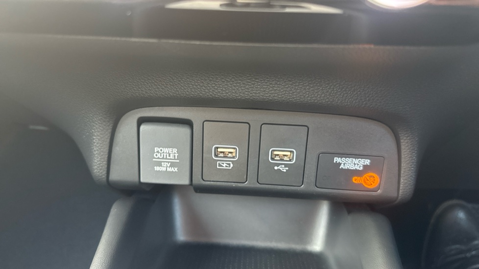 Honda Jazz 1.5 i-MMD Hybrid SR 5dr eCVT Hybrid Hatchback - Image 35