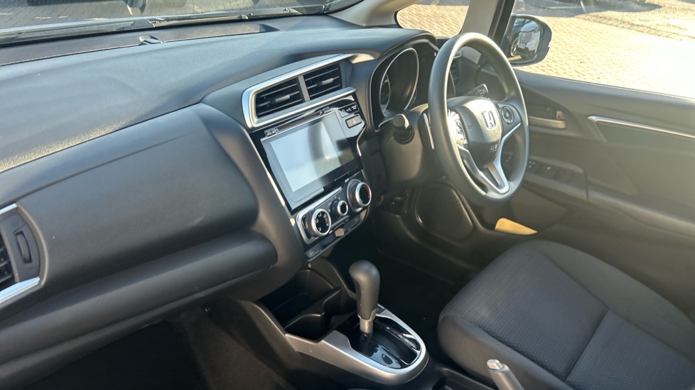 Honda Jazz 1.3 i-VTEC SE Navi 5dr CVT Petrol Hatchback - Image 2