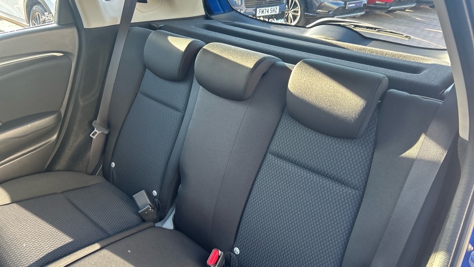 Honda Jazz 1.3 i-VTEC SE Navi 5dr CVT Petrol Hatchback - Image 8