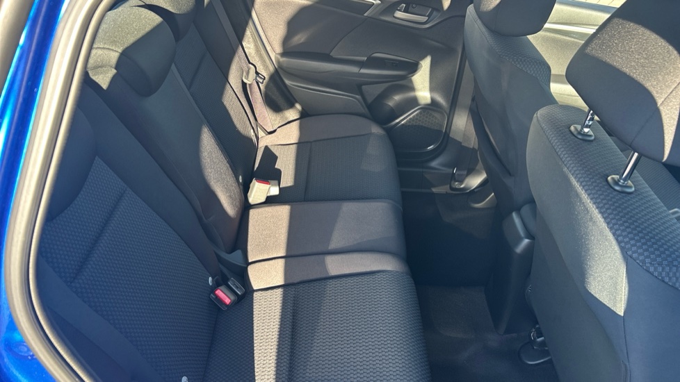 Honda Jazz 1.3 i-VTEC SE Navi 5dr CVT Petrol Hatchback - Image 21
