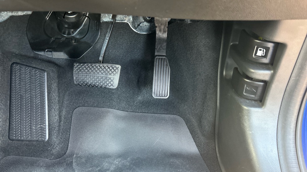 Honda Jazz 1.3 i-VTEC SE Navi 5dr CVT Petrol Hatchback - Image 44