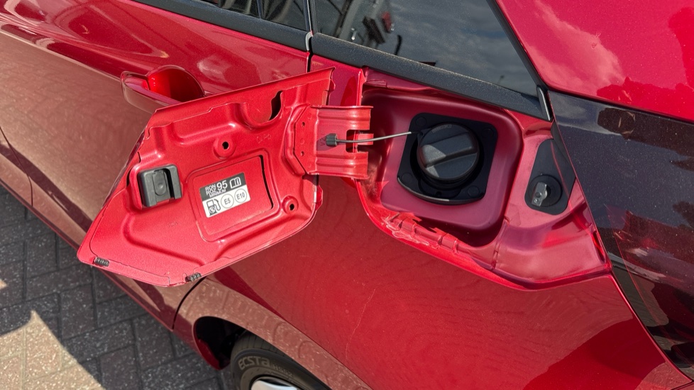 Honda Jazz 1.5 i-MMD Hybrid EX 5dr eCVT Hybrid Hatchback - Image 22