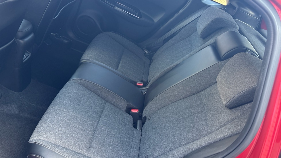 Honda Jazz 1.5 i-MMD Hybrid EX 5dr eCVT Hybrid Hatchback - Image 37