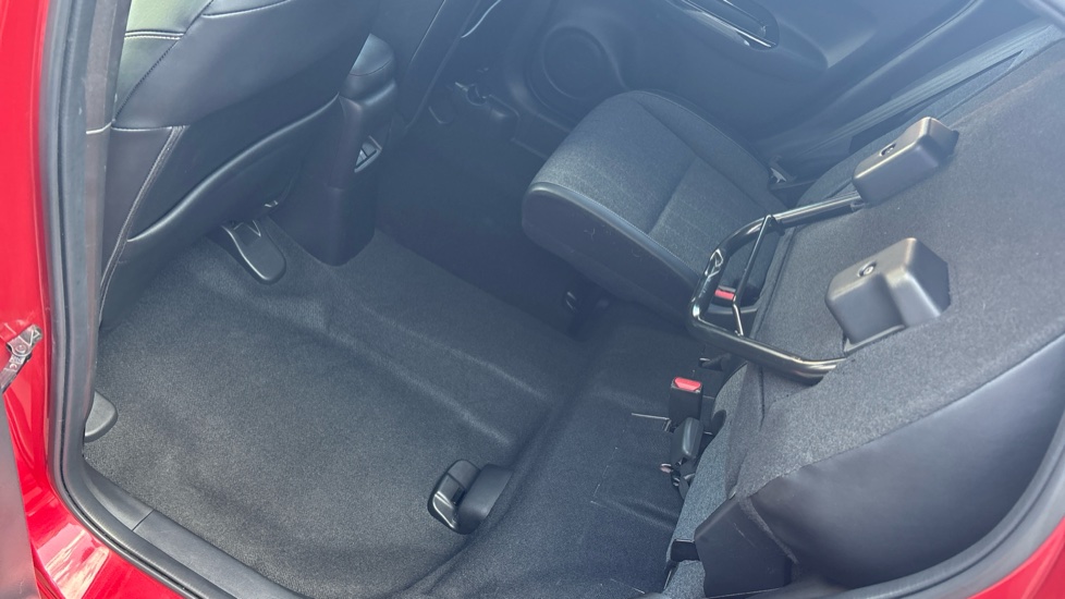 Honda Jazz 1.5 i-MMD Hybrid EX 5dr eCVT Hybrid Hatchback - Image 39