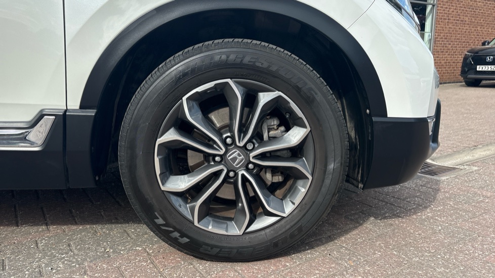 Honda CR-V 2.0 i-MMD Hybrid SR  2WD 5dr eCVT Hybrid Estate - Image 14