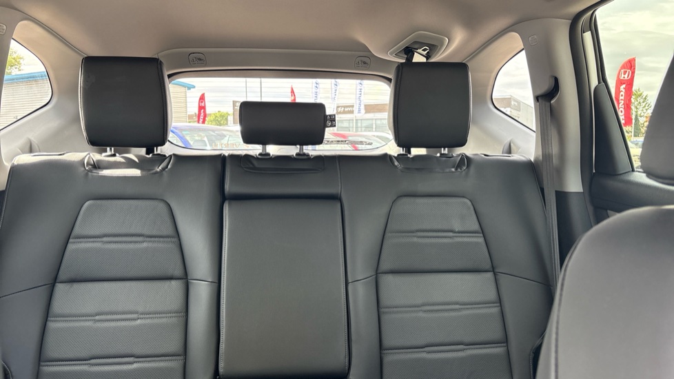 Honda CR-V 2.0 i-MMD Hybrid SR  2WD 5dr eCVT Hybrid Estate - Image 25
