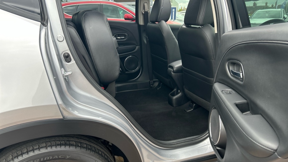 Honda HR-V 1.5 i-VTEC EX 5dr Petrol Hatchback - Image 32
