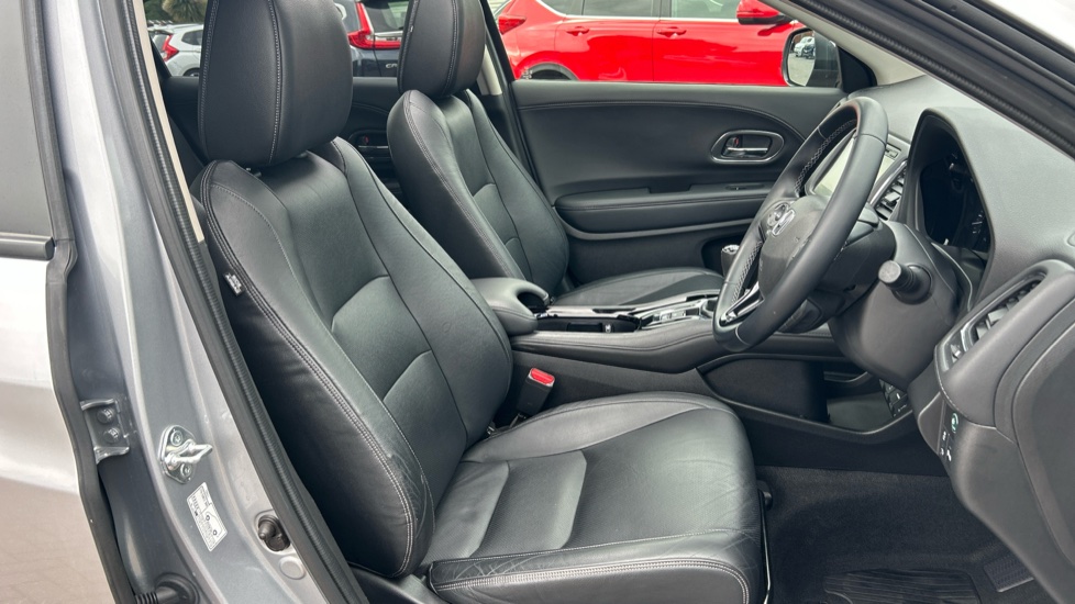 Honda HR-V 1.5 i-VTEC EX 5dr Petrol Hatchback - Image 33