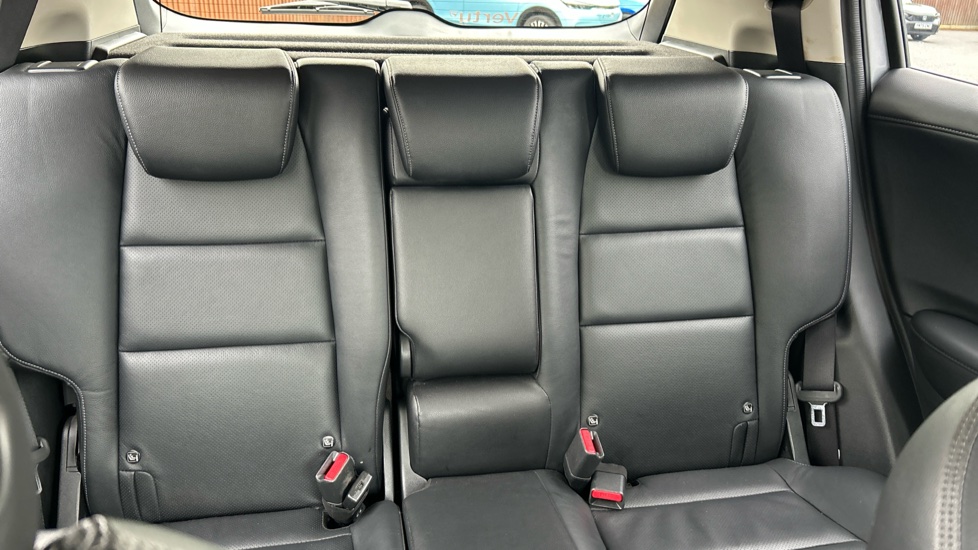 Honda HR-V 1.5 i-VTEC EX 5dr Petrol Hatchback - Image 41