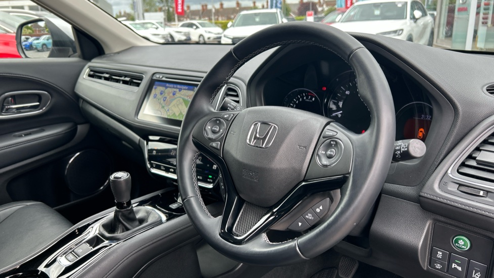 Honda HR-V 1.5 i-VTEC EX 5dr Petrol Hatchback - Image 45