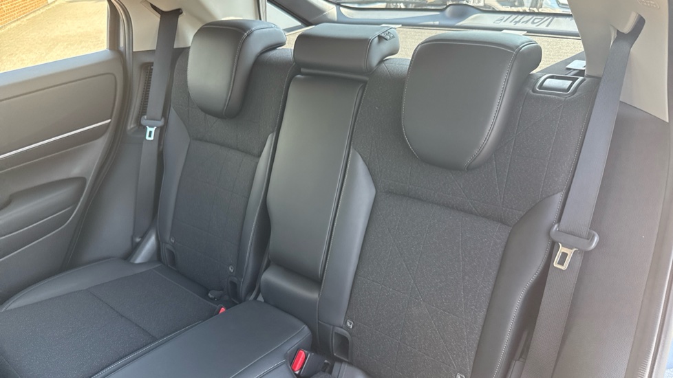 Honda HR-V 1.5 eHEV Advance 5dr CVT Hybrid Hatchback - Image 8