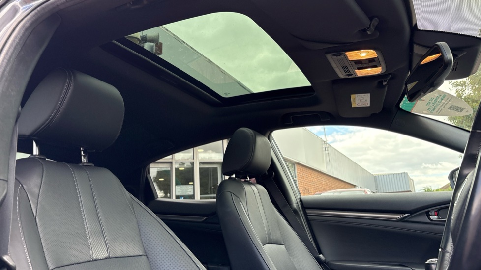 Honda Civic 1.0 VTEC Turbo EX 5dr Petrol Hatchback - Image 27