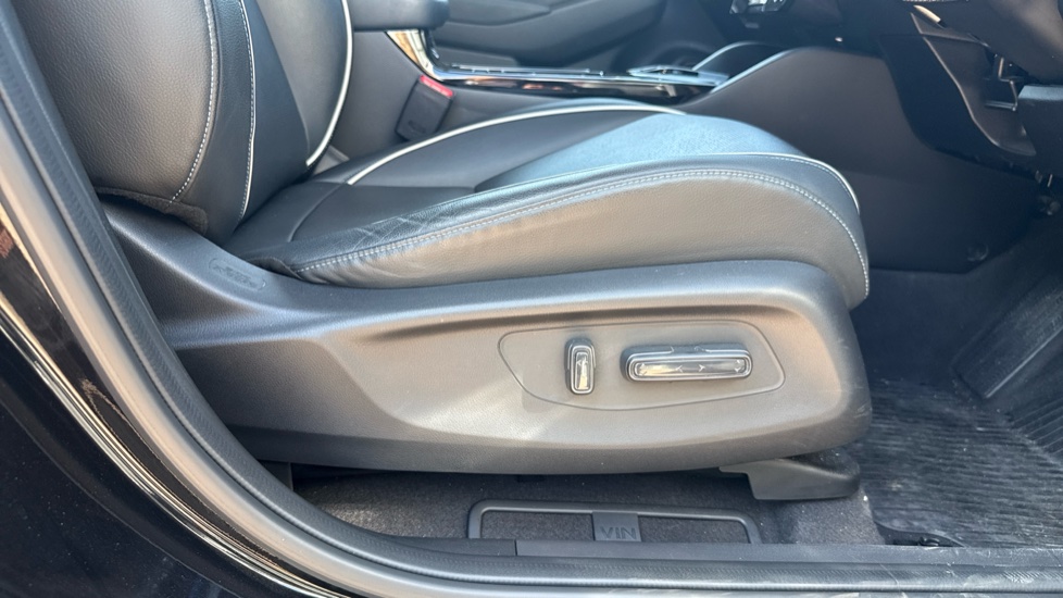 Honda E Ny1 150kW Elegance 69kWh 5dr Auto Electric Hatchback - Image 30
