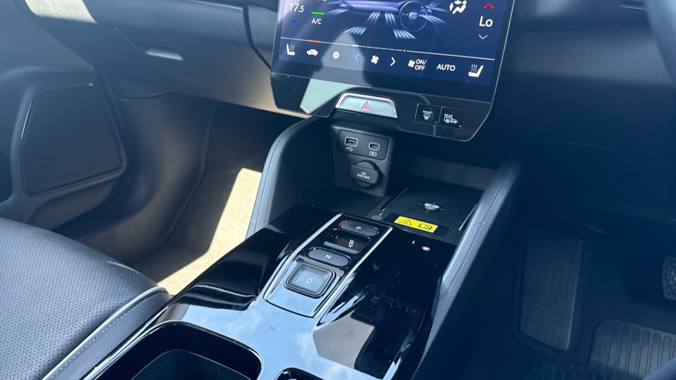 Honda E Ny1 150kW Elegance 69kWh 5dr Auto Electric Hatchback - Image 36