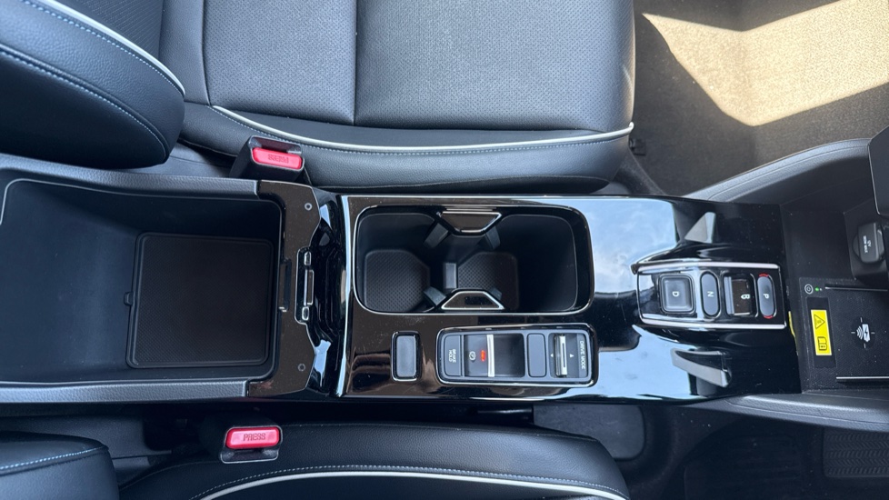 Honda E Ny1 150kW Elegance 69kWh 5dr Auto Electric Hatchback - Image 37