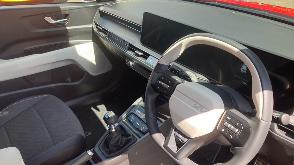 Kia Stonic 1.0T GDi 48V 113 GT-Line 5dr Petrol Estate - Image 14
