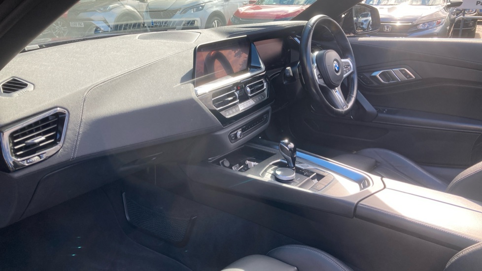 BMW Z4 sDrive 20i M Sport 2dr Auto Petrol Roadster - Image 9