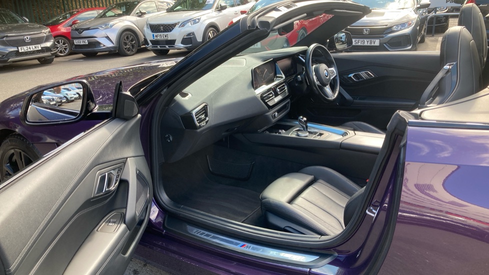 BMW Z4 sDrive 20i M Sport 2dr Auto Petrol Roadster - Image 16