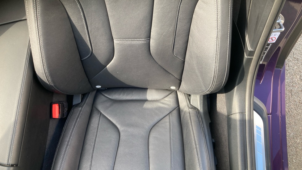 BMW Z4 sDrive 20i M Sport 2dr Auto Petrol Roadster - Image 17