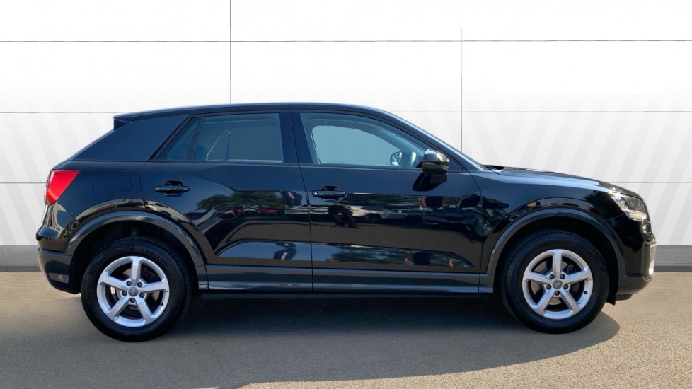 Audi Q2 35 TFSI Technik 5dr S Tronic Petrol Estate - Image 5