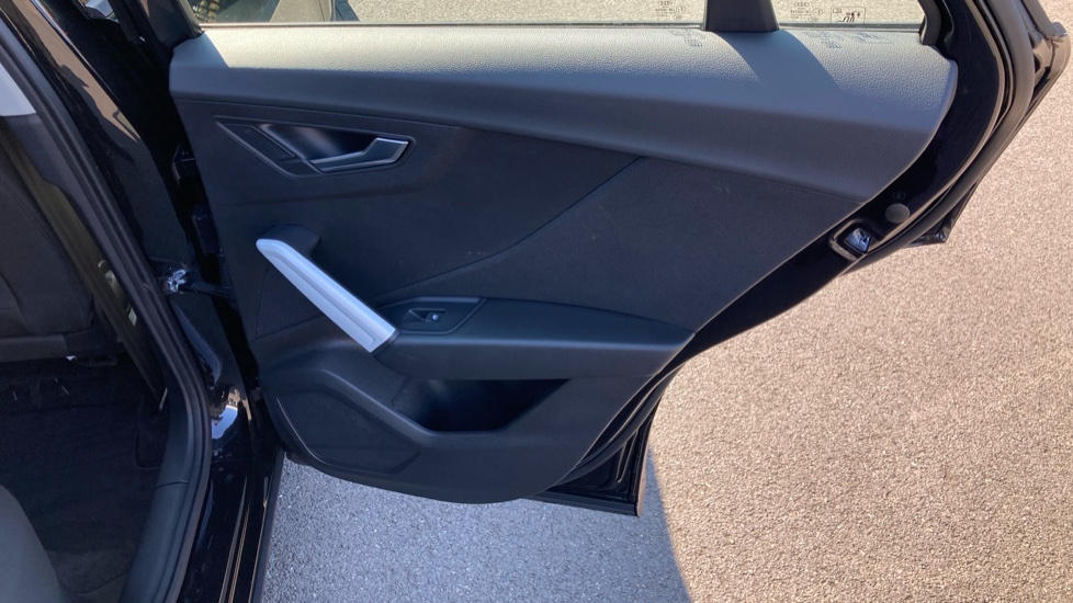 Audi Q2 35 TFSI Technik 5dr S Tronic Petrol Estate - Image 35