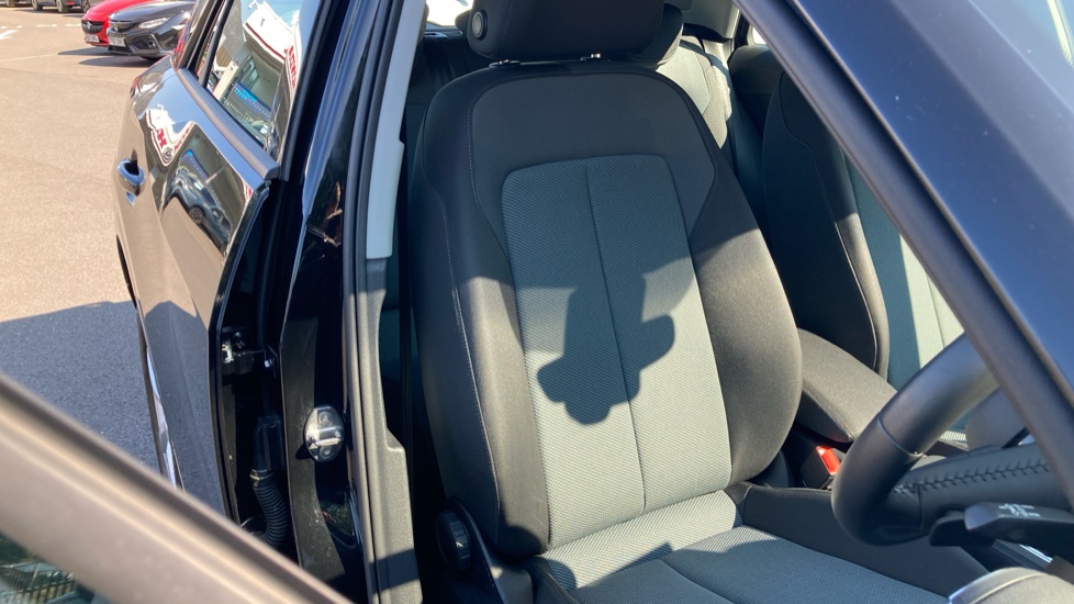 Audi Q2 35 TFSI Technik 5dr S Tronic Petrol Estate - Image 37