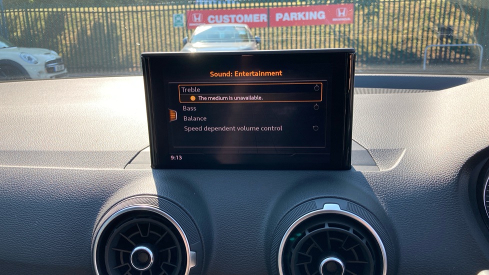 Audi Q2 35 TFSI Technik 5dr S Tronic Petrol Estate - Image 44
