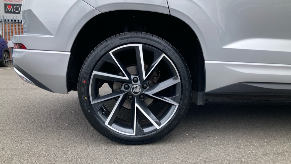 Skoda Karoq 1.5 TSI Sportline 5dr DSG Petrol Estate - Image 7