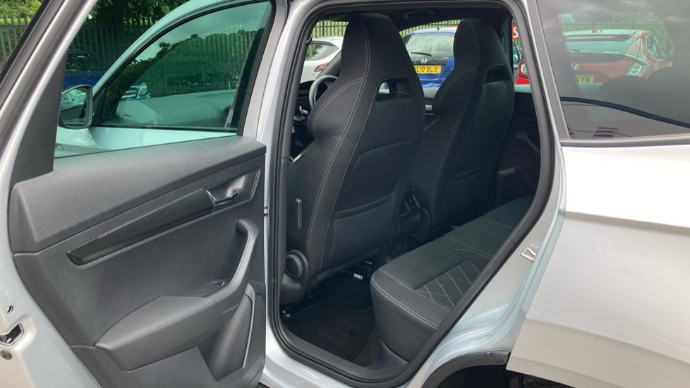 Skoda Karoq 1.5 TSI Sportline 5dr DSG Petrol Estate - Image 16