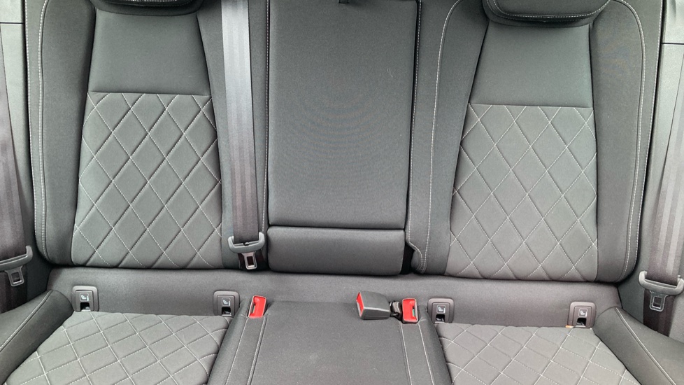 Skoda Karoq 1.5 TSI Sportline 5dr DSG Petrol Estate - Image 17