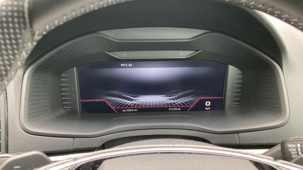 Skoda Karoq 1.5 TSI Sportline 5dr DSG Petrol Estate - Image 18