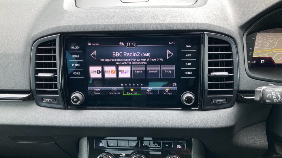 Skoda Karoq 1.5 TSI Sportline 5dr DSG Petrol Estate - Image 24