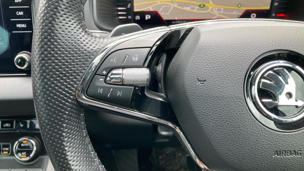 Skoda Karoq 1.5 TSI Sportline 5dr DSG Petrol Estate - Image 33