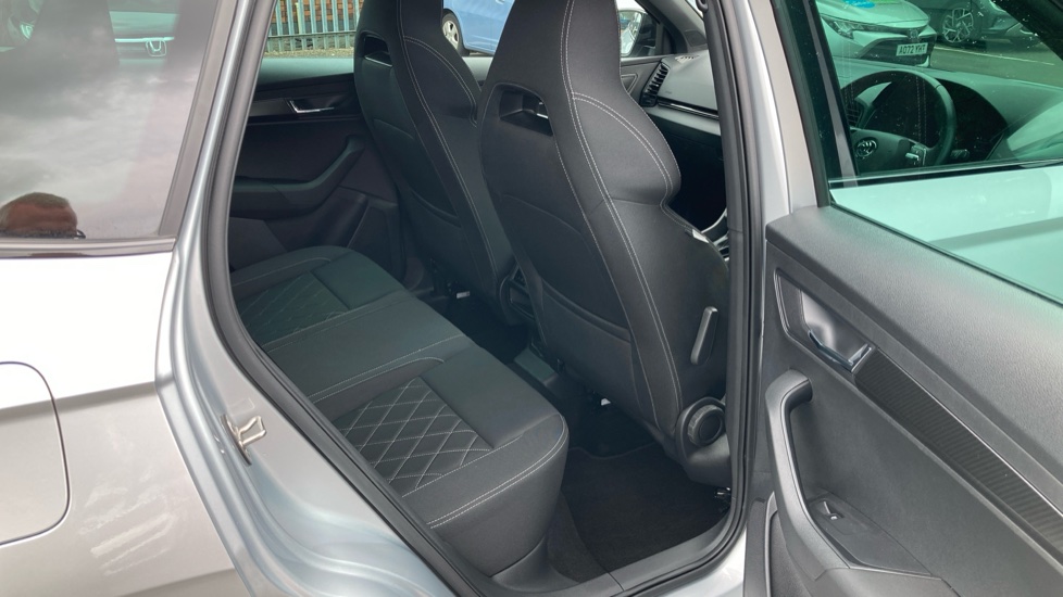 Skoda Karoq 1.5 TSI Sportline 5dr DSG Petrol Estate - Image 47