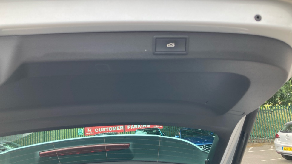 Skoda Karoq 1.5 TSI Sportline 5dr DSG Petrol Estate - Image 49