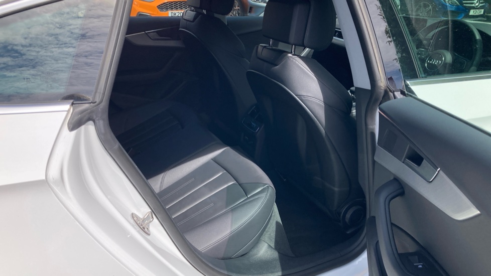 Audi A5 35 TFSI Sport 5dr S Tronic Petrol Hatchback - Image 40