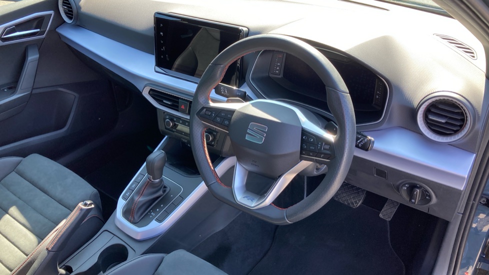 SEAT Arona 1.0 TSI 115 FR Sport 5dr DSG Petrol Hatchback - Image 11