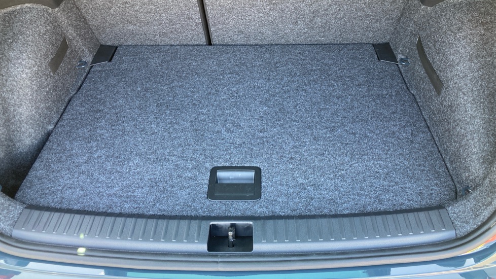 SEAT Arona 1.0 TSI 115 FR Sport 5dr DSG Petrol Hatchback - Image 28