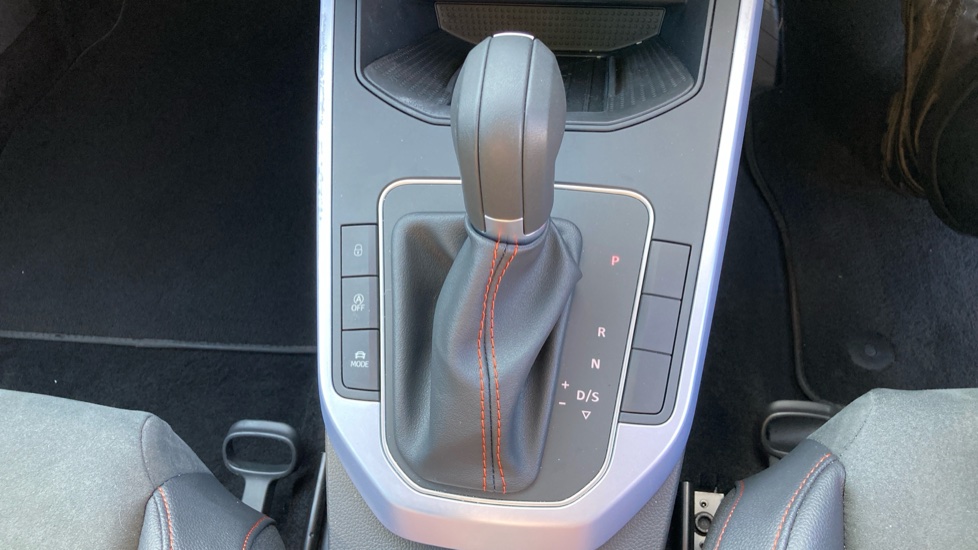 SEAT Arona 1.0 TSI 115 FR Sport 5dr DSG Petrol Hatchback - Image 44