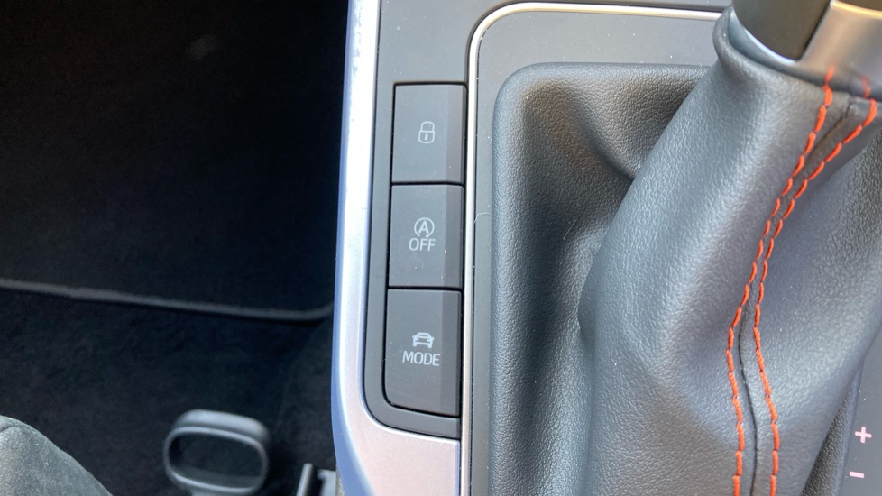 SEAT Arona 1.0 TSI 115 FR Sport 5dr DSG Petrol Hatchback - Image 45