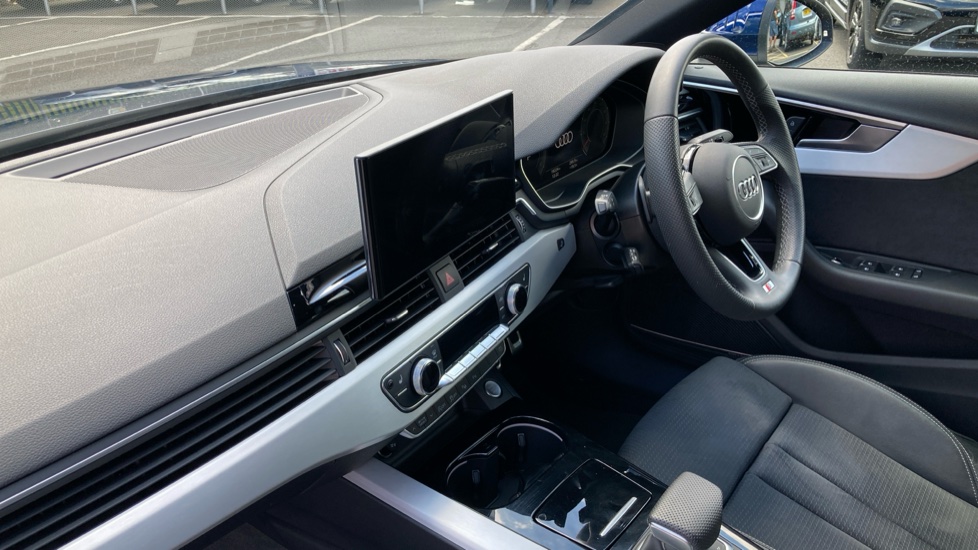 Audi A4 35 TDI S Line 4dr S Tronic [Tech Pack] Diesel Saloon - Image 9