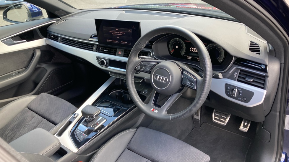 Audi A4 35 TDI S Line 4dr S Tronic [Tech Pack] Diesel Saloon - Image 11