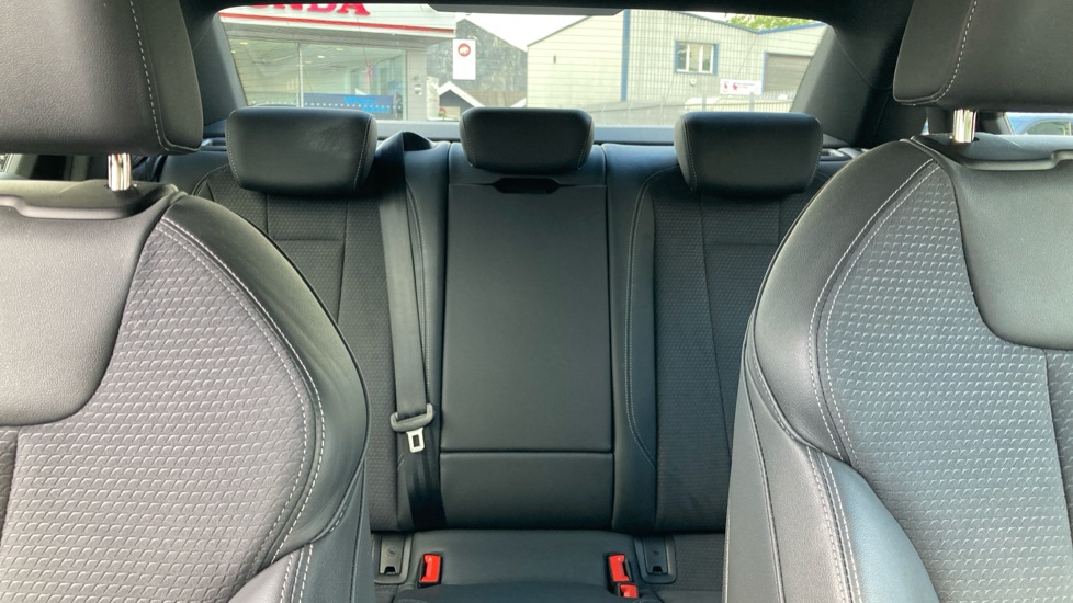 Audi A4 35 TDI S Line 4dr S Tronic [Tech Pack] Diesel Saloon - Image 15