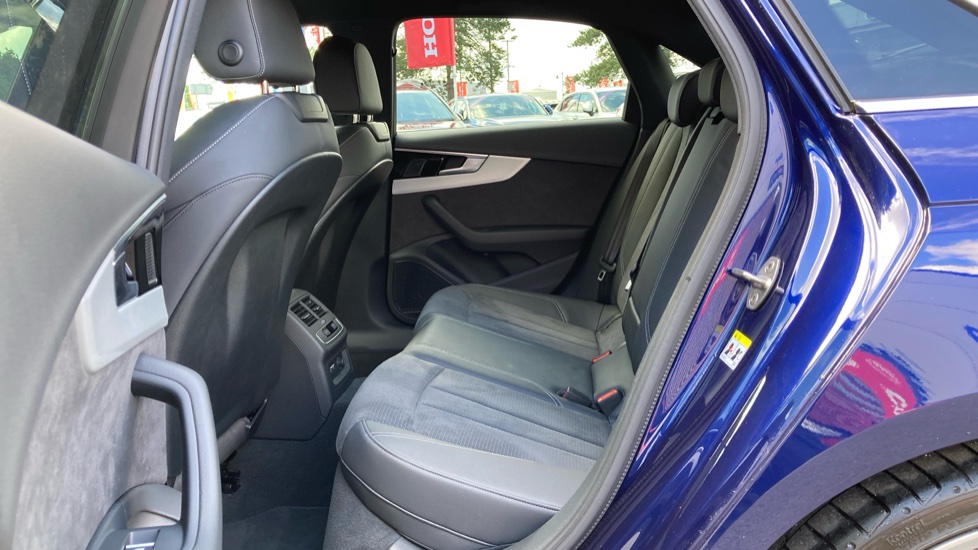 Audi A4 35 TDI S Line 4dr S Tronic [Tech Pack] Diesel Saloon - Image 16