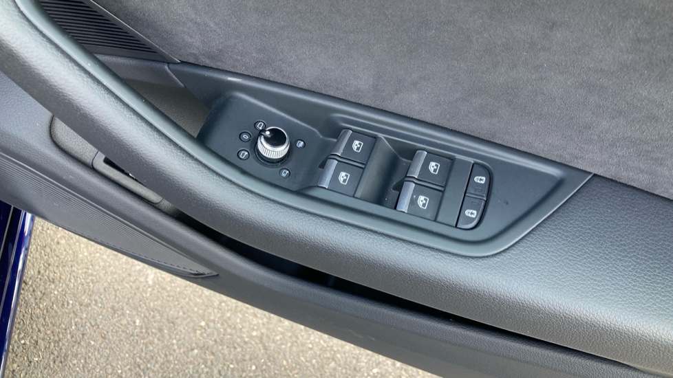 Audi A4 35 TDI S Line 4dr S Tronic [Tech Pack] Diesel Saloon - Image 40