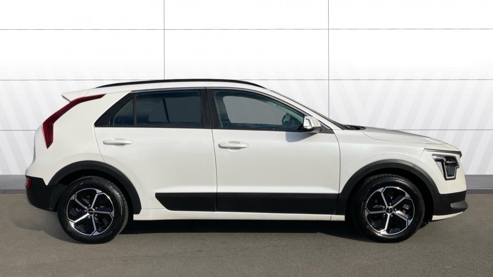 Kia Niro 1.6 GDi PHEV 2 5dr DCT Estate - Image 5