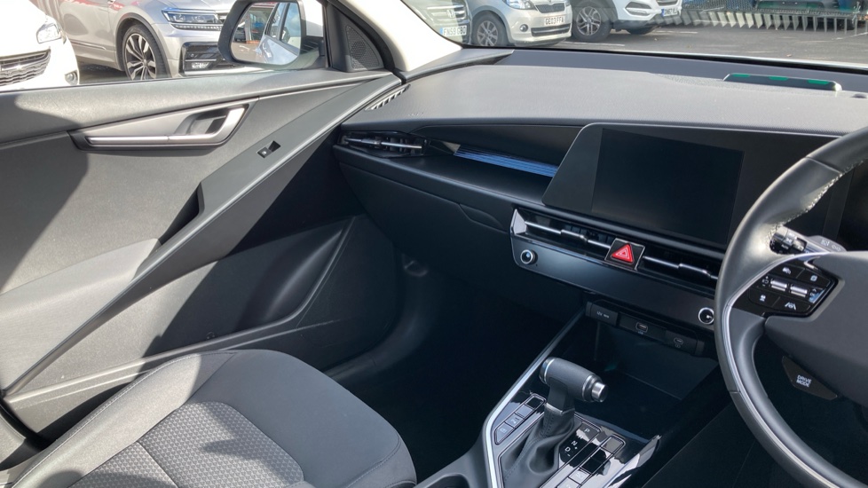 Kia Niro 1.6 GDi PHEV 2 5dr DCT Estate - Image 14