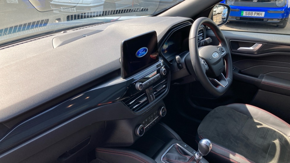 Ford Kuga 1.5 EcoBoost 150 ST-Line X Edition 5dr Petrol Estate - Image 9