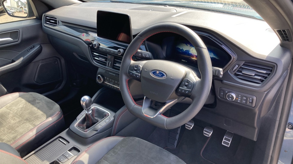 Ford Kuga 1.5 EcoBoost 150 ST-Line X Edition 5dr Petrol Estate - Image 11